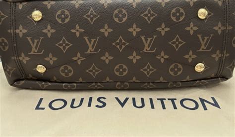 orecchini replica louis vuitton|real louis vuitton.